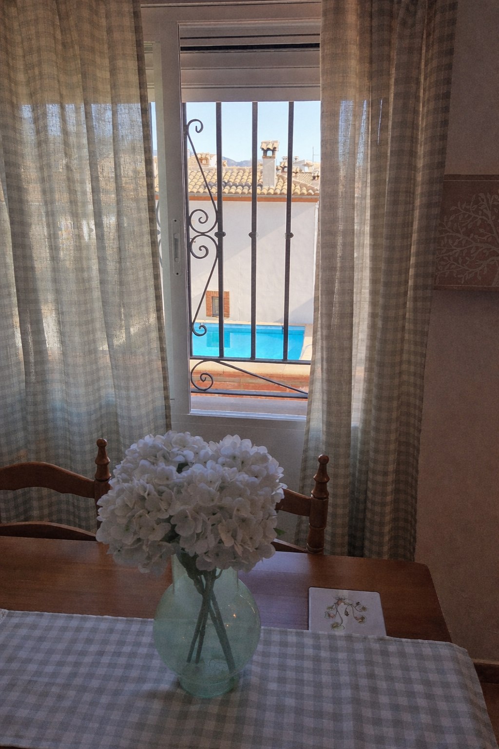 Vistas a la piscina