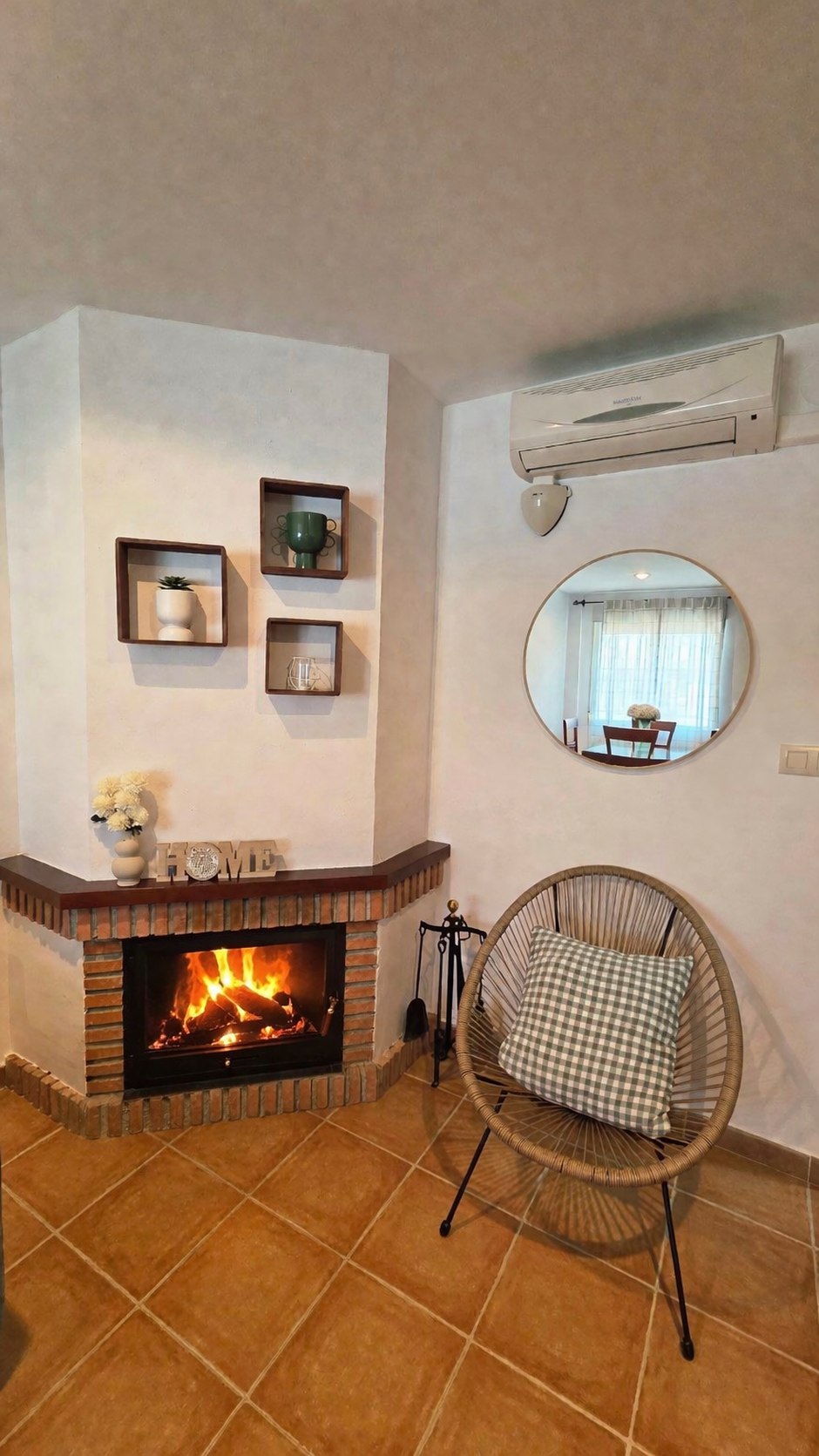 Chimenea y salón